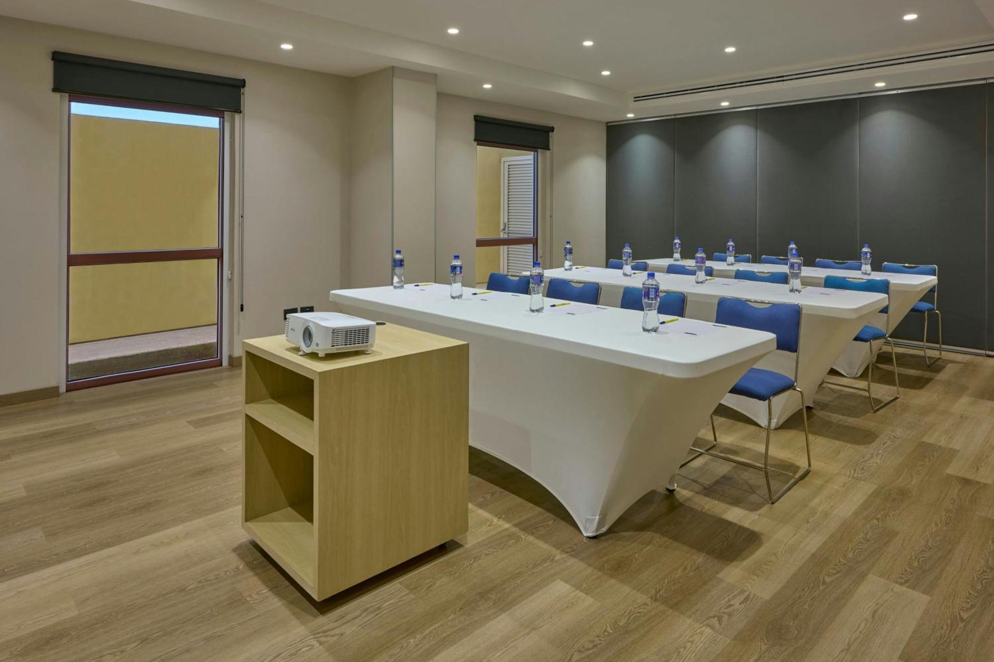 City Express By Marriott Cancun Aeropuerto Alfredo V. Bonfil 외부 사진